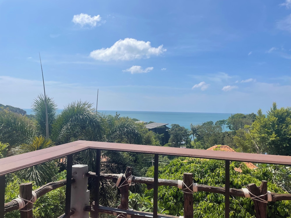 Phumala Lanta Seaview Resort