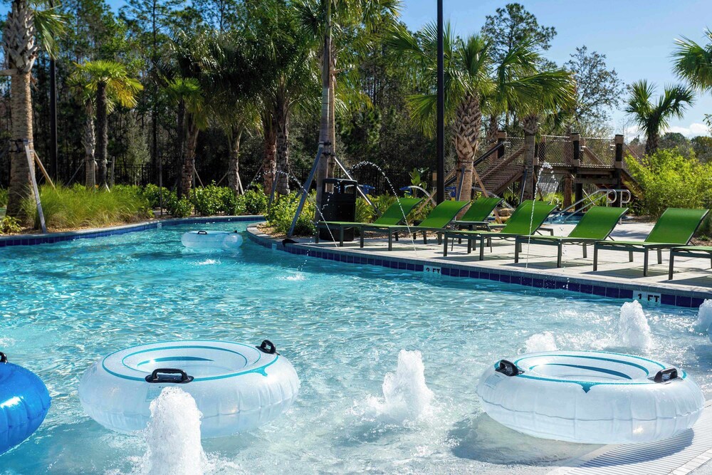 Stunning 4Bd With Pool At Storey Lake Resort 4821