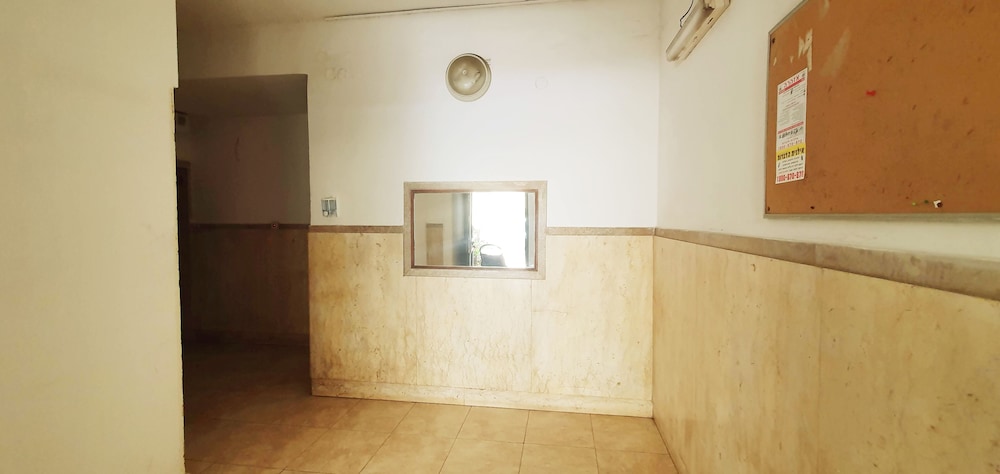 Brand New 2 Bedrooms Near the Beach TL55 view 2