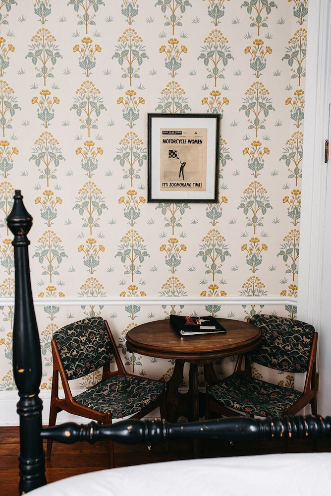Ellerbeck Mansion Bed & Breakfast