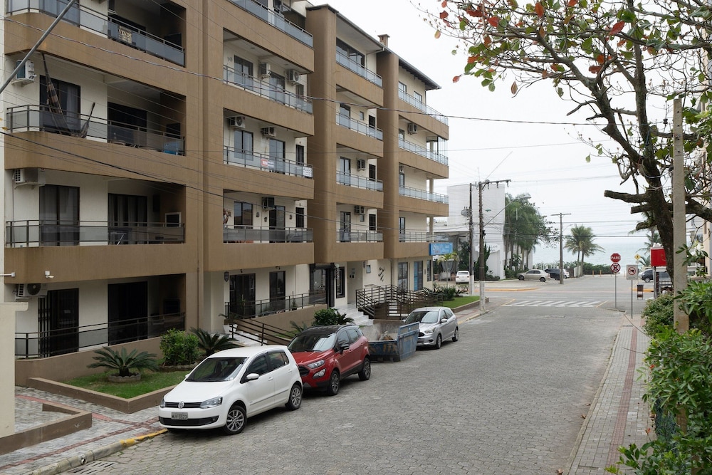 3BR apt sea View on Bombas Beach Vdn303