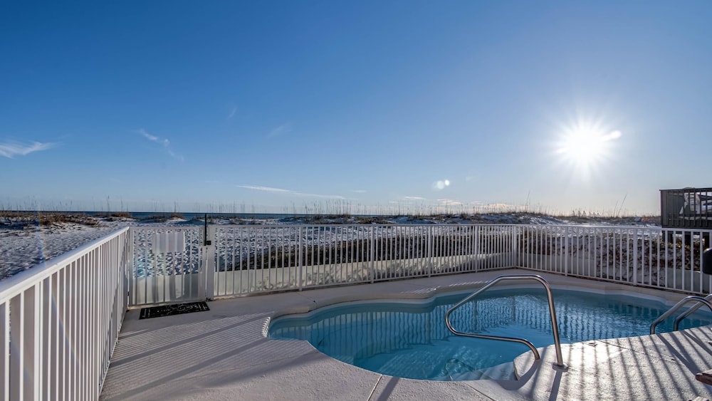 Triple Seas by Southern Vacation Rentals