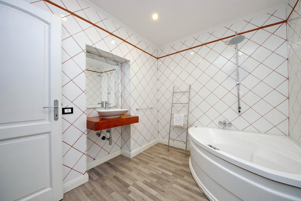 Luxury Navona Apartment