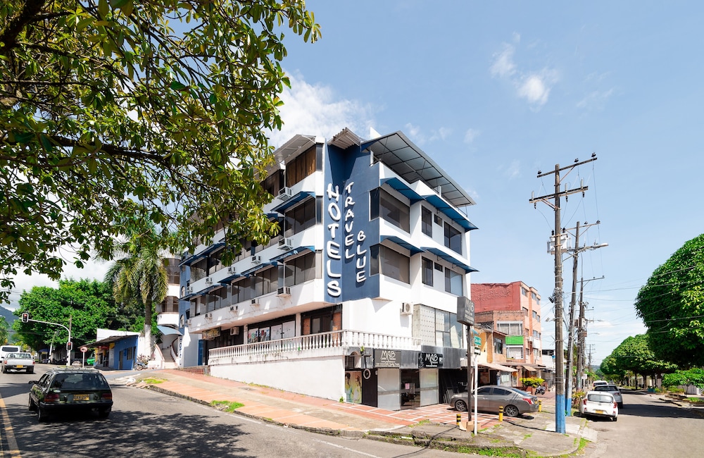 Hotel Travel Blue Villavicencio - Image 1