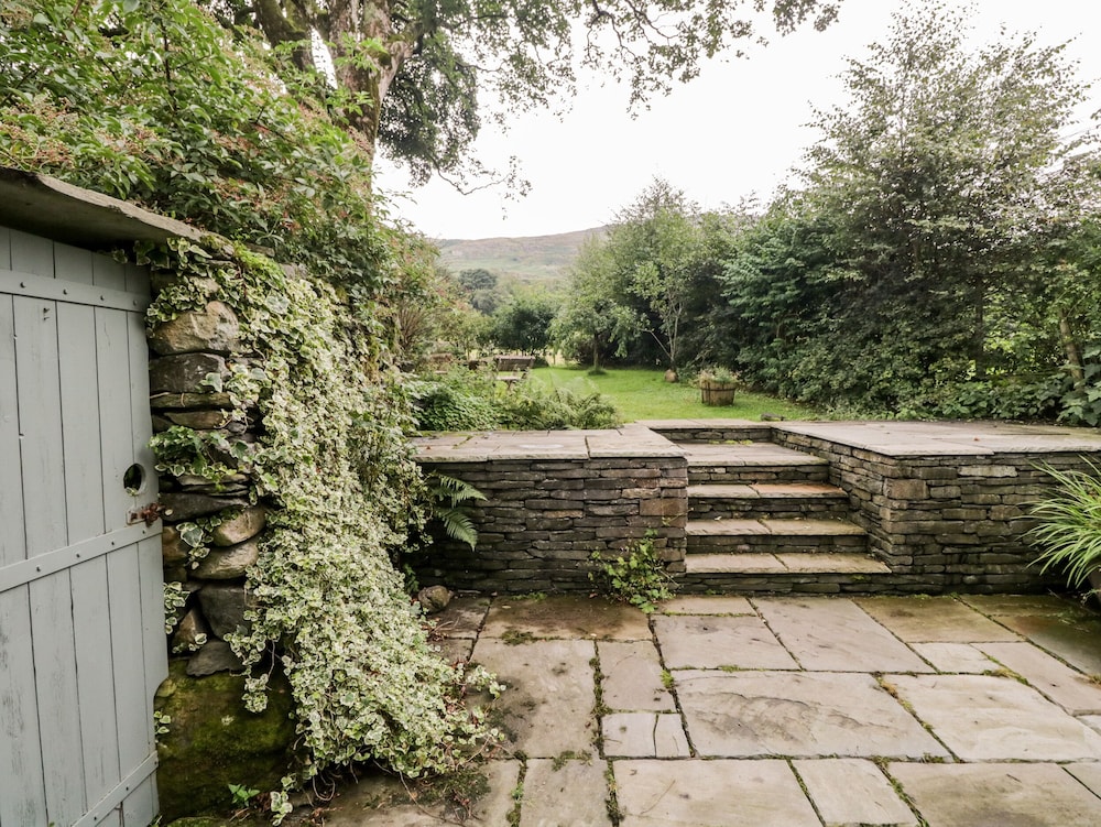 Beckfold Cottage