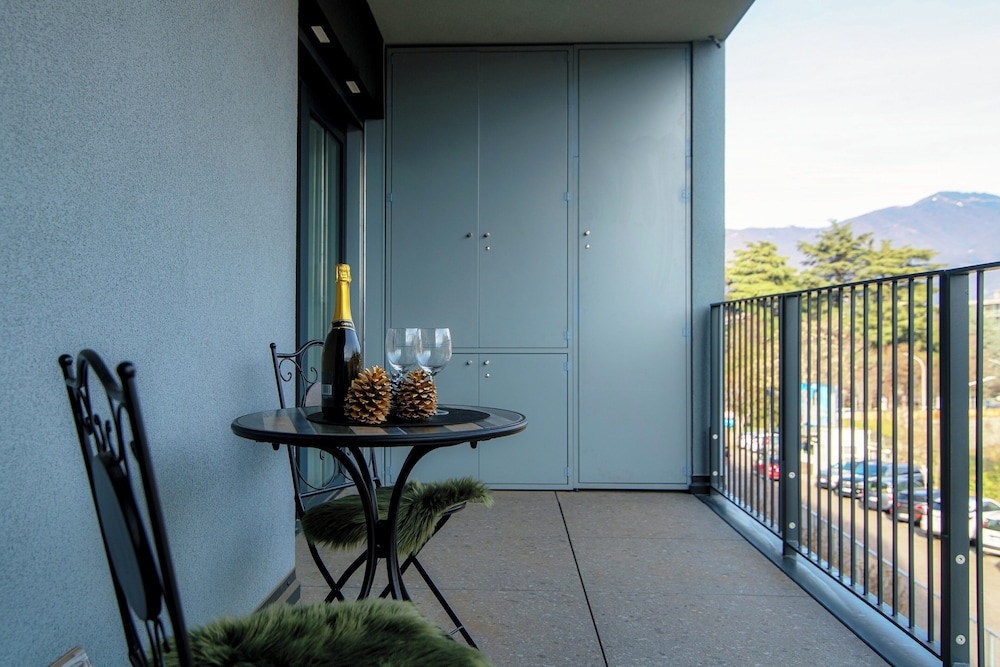 Cozy JOIVY Suite 3 with parking