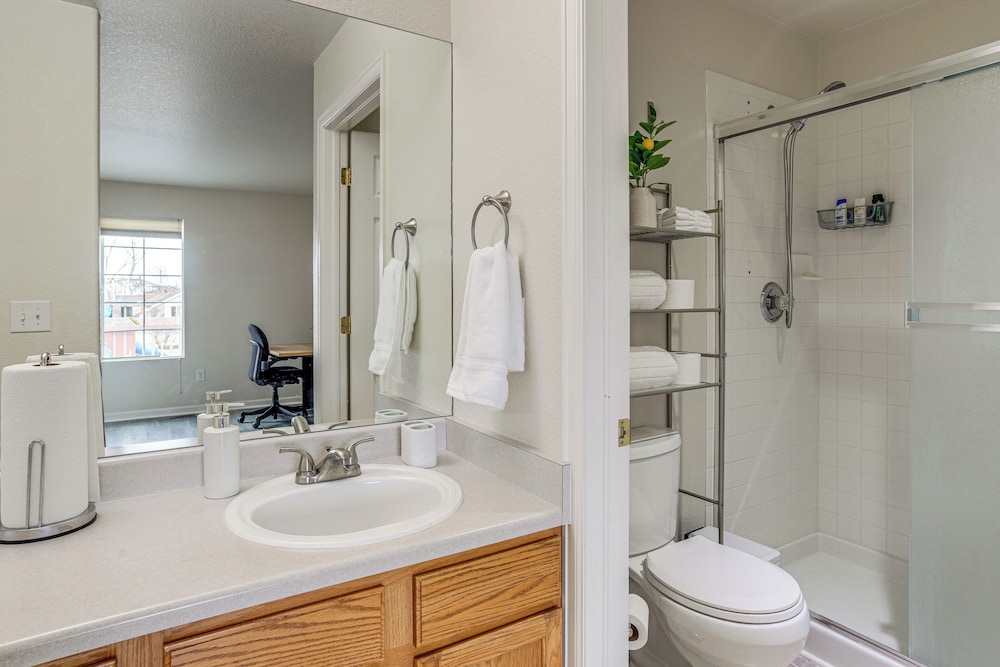 5 Mi to Cherry Creek State Park: Cozy Family Home!