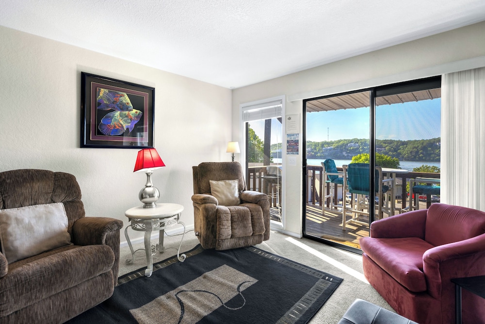 The Nook at Weston Point - Cozy Condo Getaway