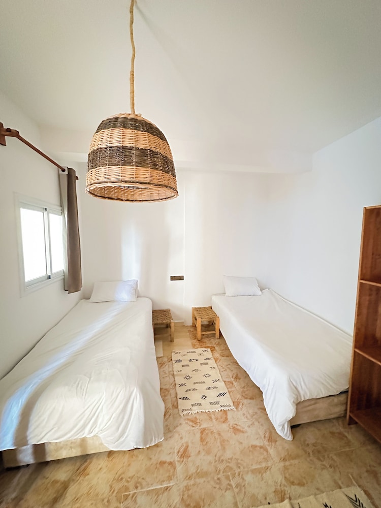Eco Bay Surf Camp