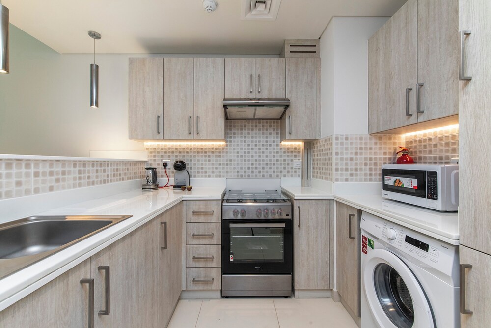 New 1BR with beautiful sea view