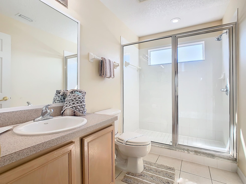 Elegant 5BR Home w Private Pool Spa Near Disney