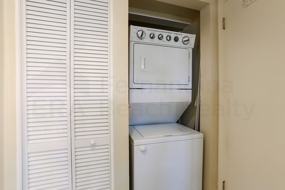 Fernandina Beach Vacations - Enchanting Ground Unit Condo Few Steps Away from the Ocean Side by RedAwning - Property Image 30