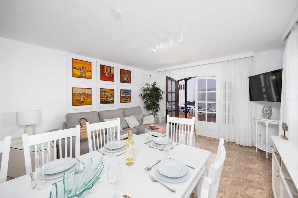 Villa Dulce in Tias With 4 Bedrooms and 2 Bathrooms
