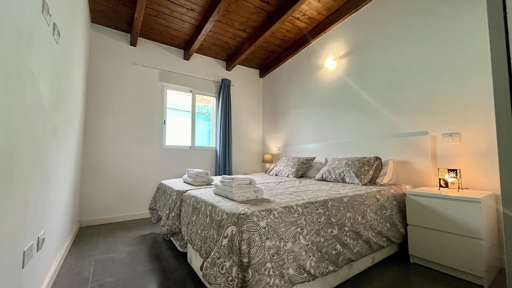 Large Country House Near Maspalomas & Fataga