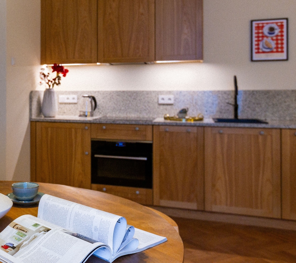 Fragola Apartments Le Jardin
