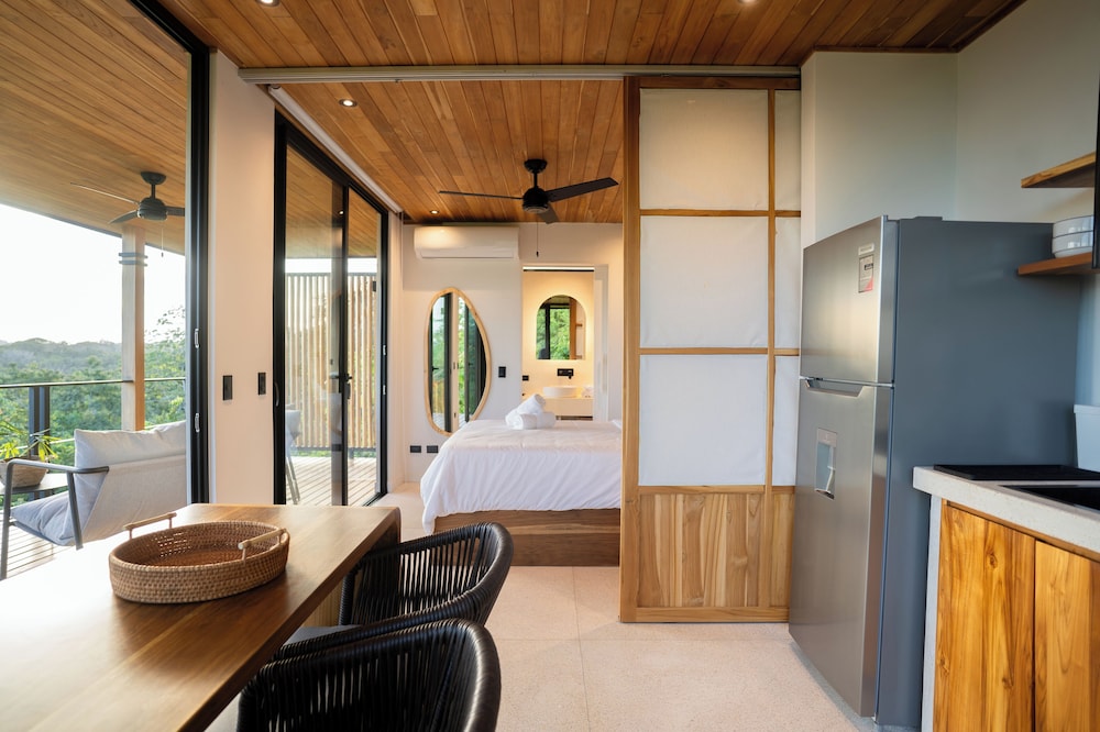 Casita Nalu by Wynwood House