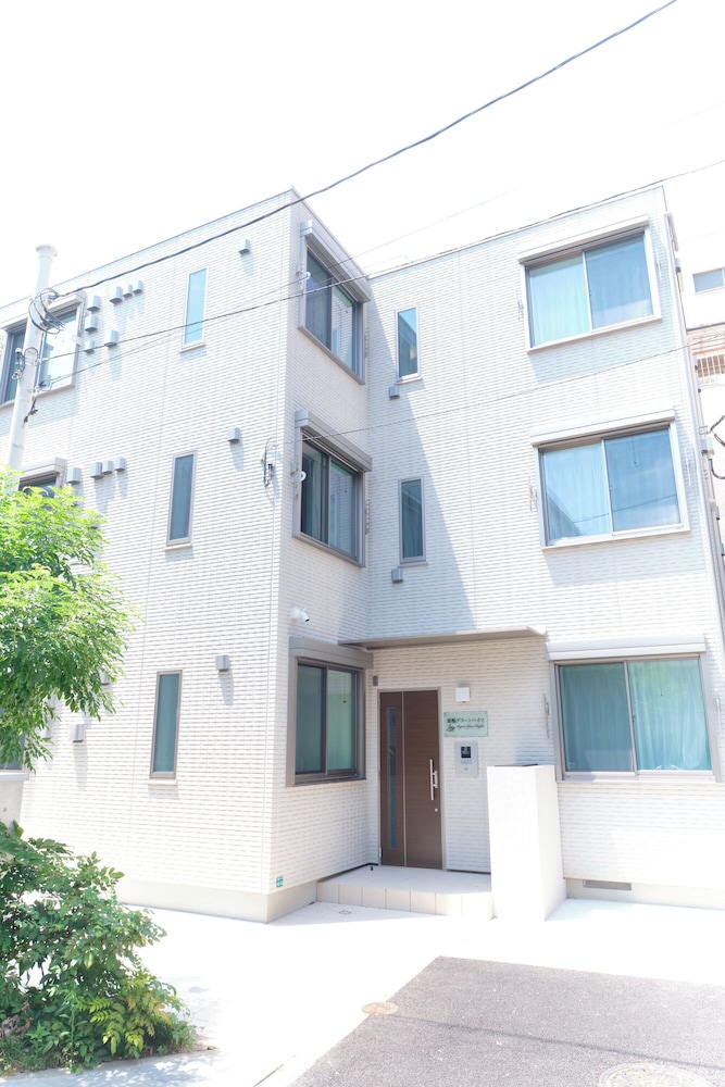 Sugamo Green Heights by Tranova