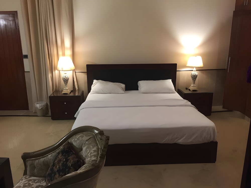 E Lodge Guest House view 5
