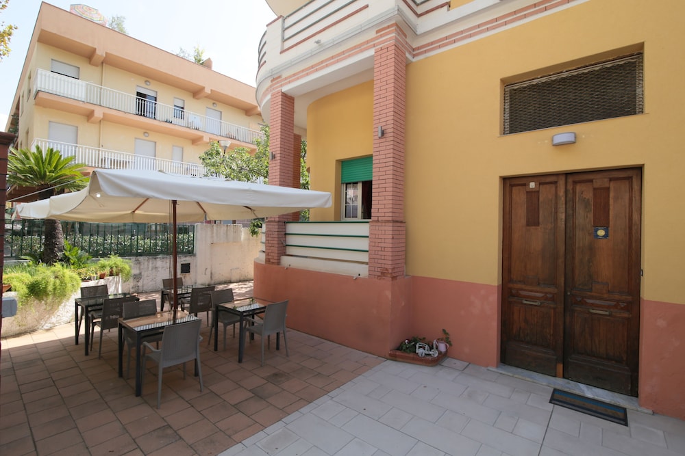 Villa Anna B&B