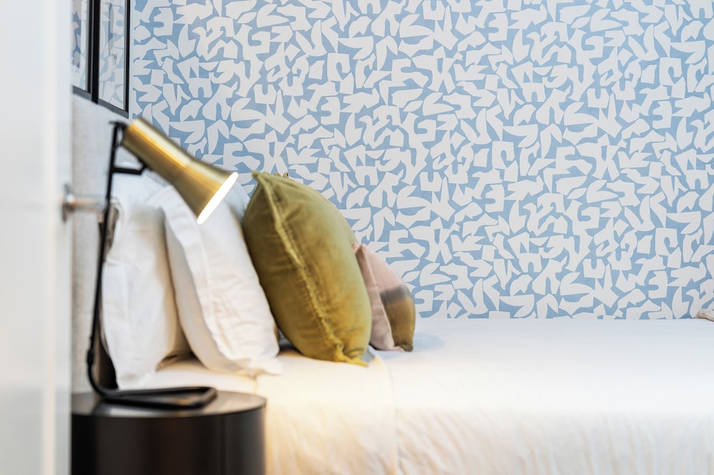 Luxury Apartments by Hyatus at Boston Everett