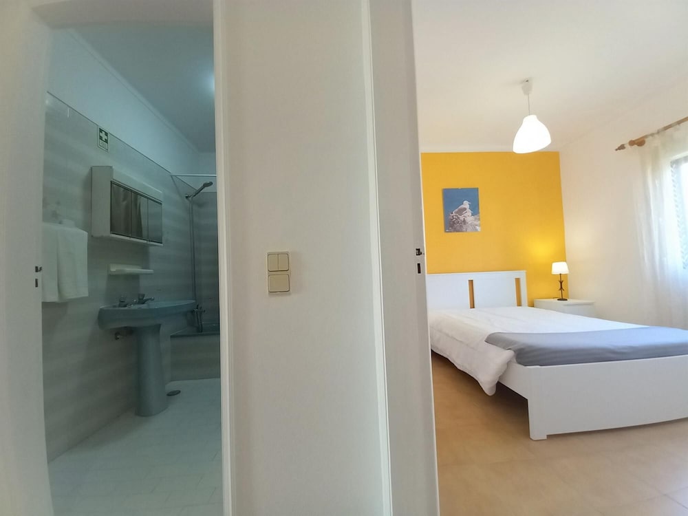 T1 Sol Nasc Piscina Wi-fi 10min Marina 4 Pessoas