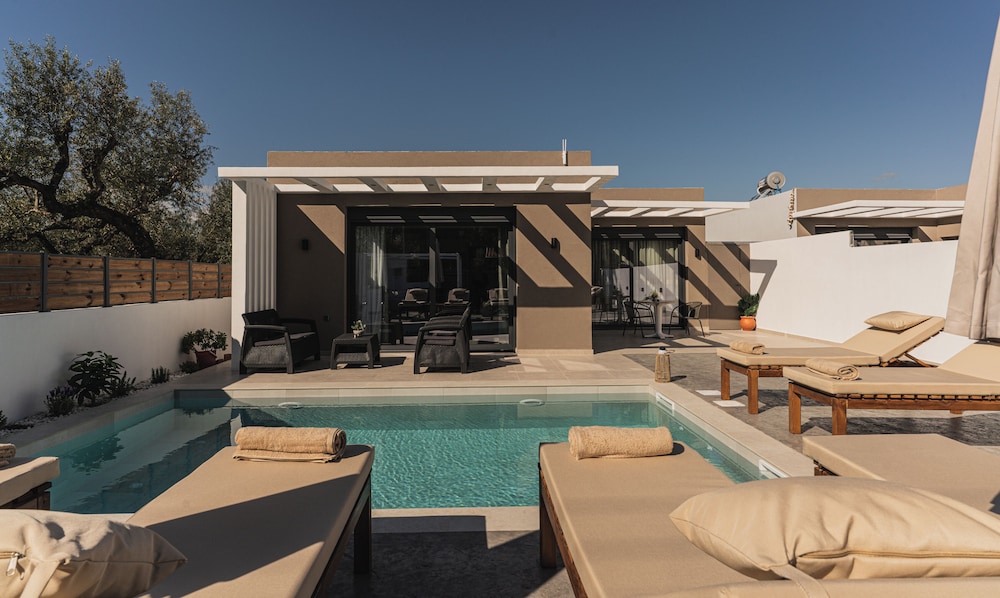 Lumior Villas Lux essence by 'elite'