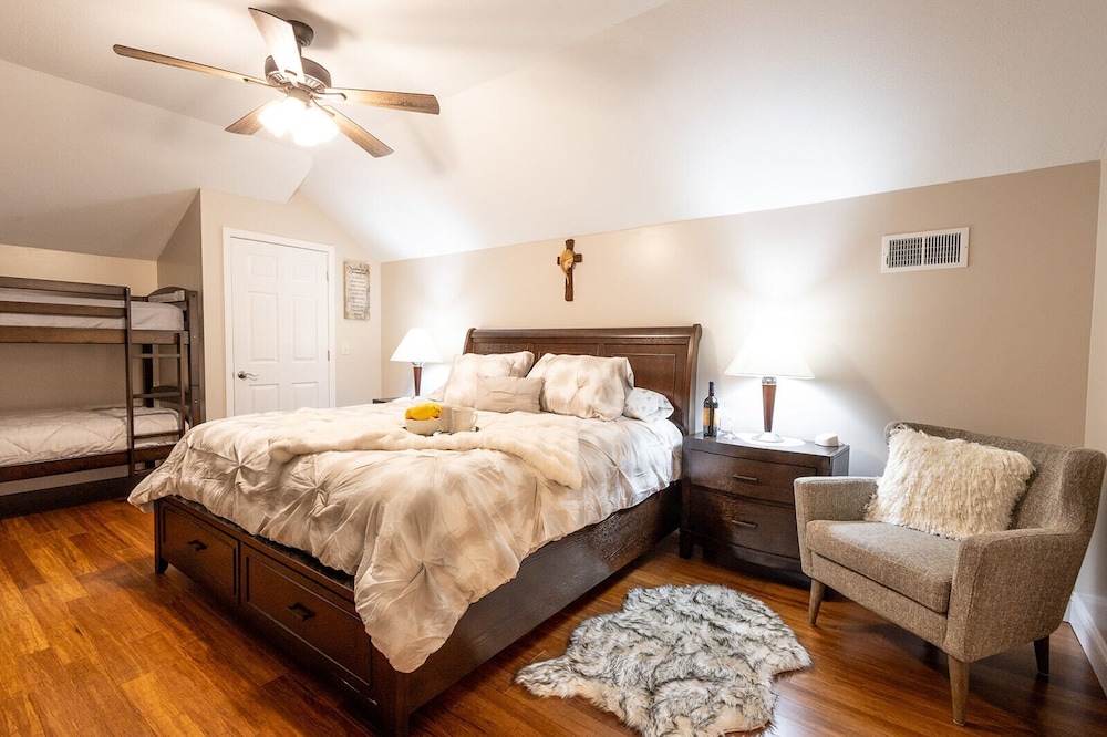 The Retreat at Paradise Hills