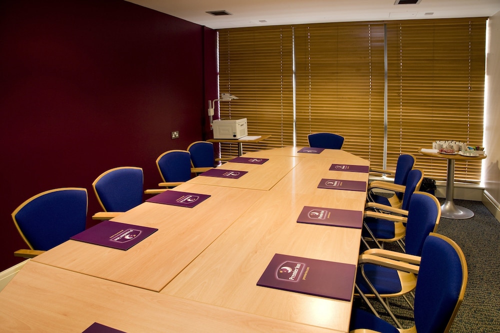 Premier Inn London Kew Bridge 3