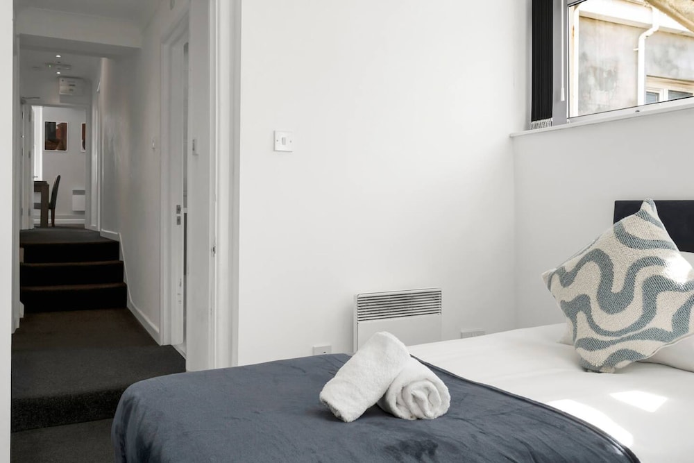 Spacious Cardiff Central Fast Wifi Netflix