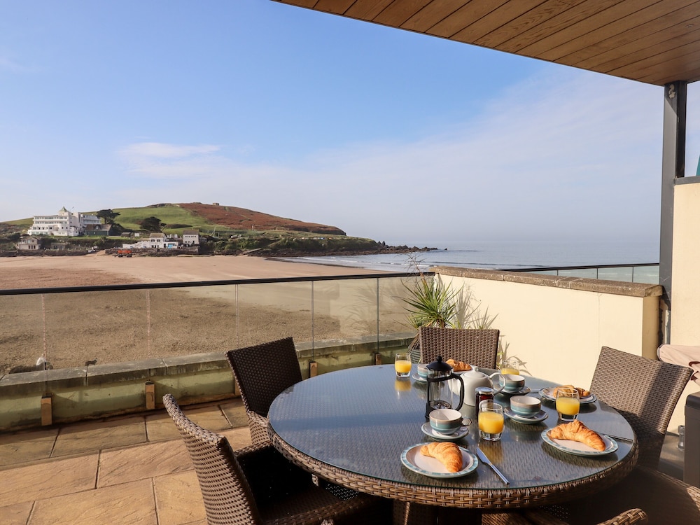 4 Burgh Island Causeway