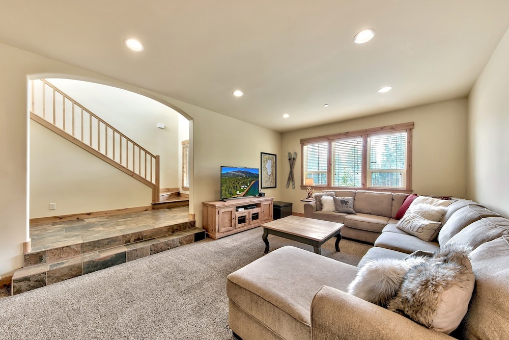 1376md Angora View 4 Bedroom Home