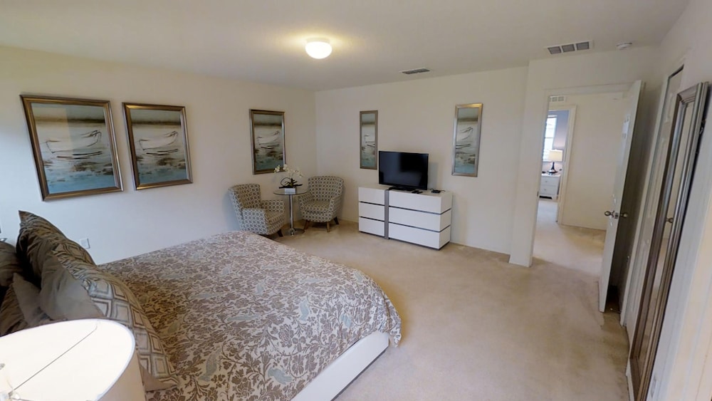 Crystal Cove 947