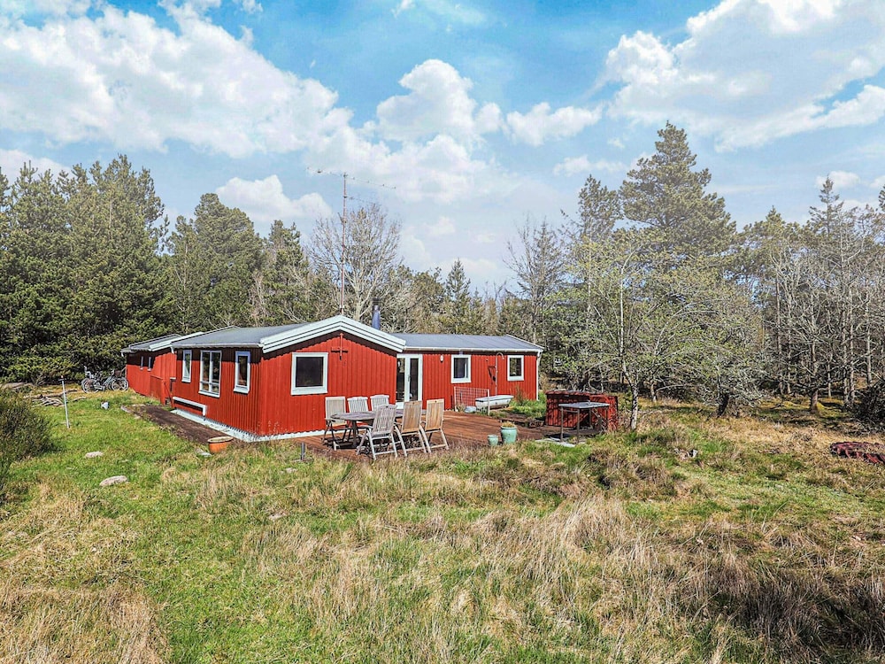 6 Person Holiday Home in Albaek-by Traum