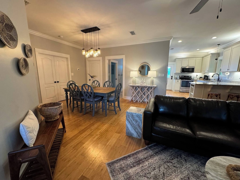 4005 Rookery 3 Sea Story With 2 Pools Beach Access and Lots of Beach Amenities