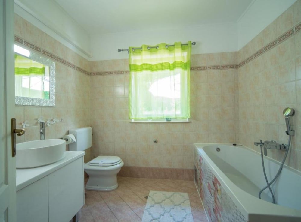 Apartments Melanie - Oprić Hills