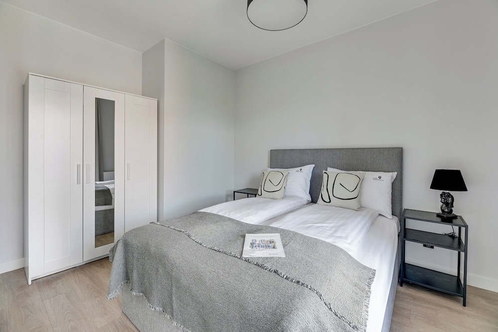 Lion Apartments - Apartments & Studio