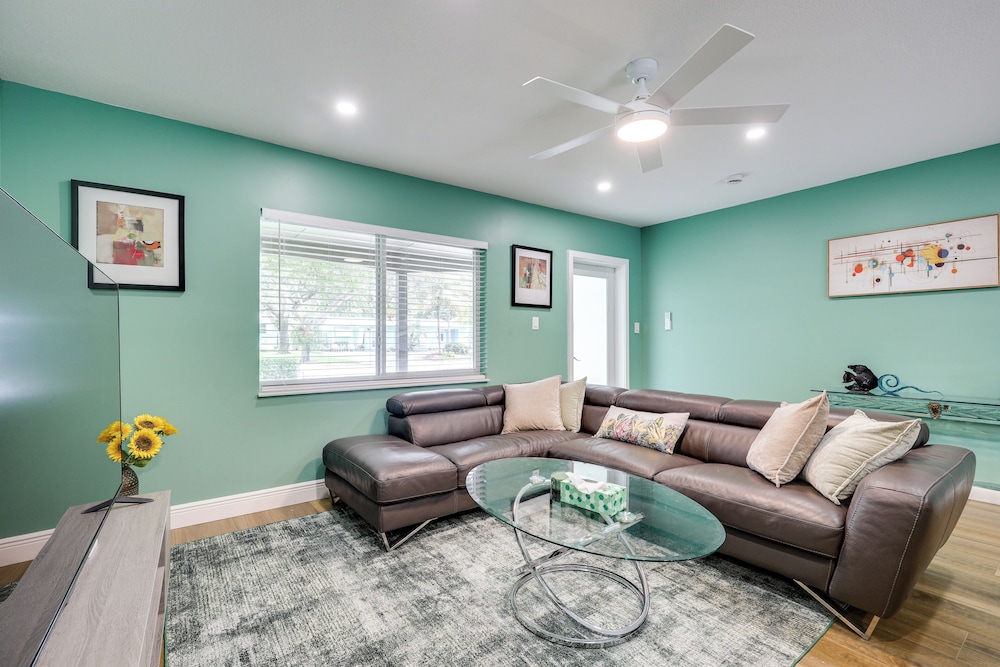 1 Mi to Shore: Family Home in Pompano Beach!