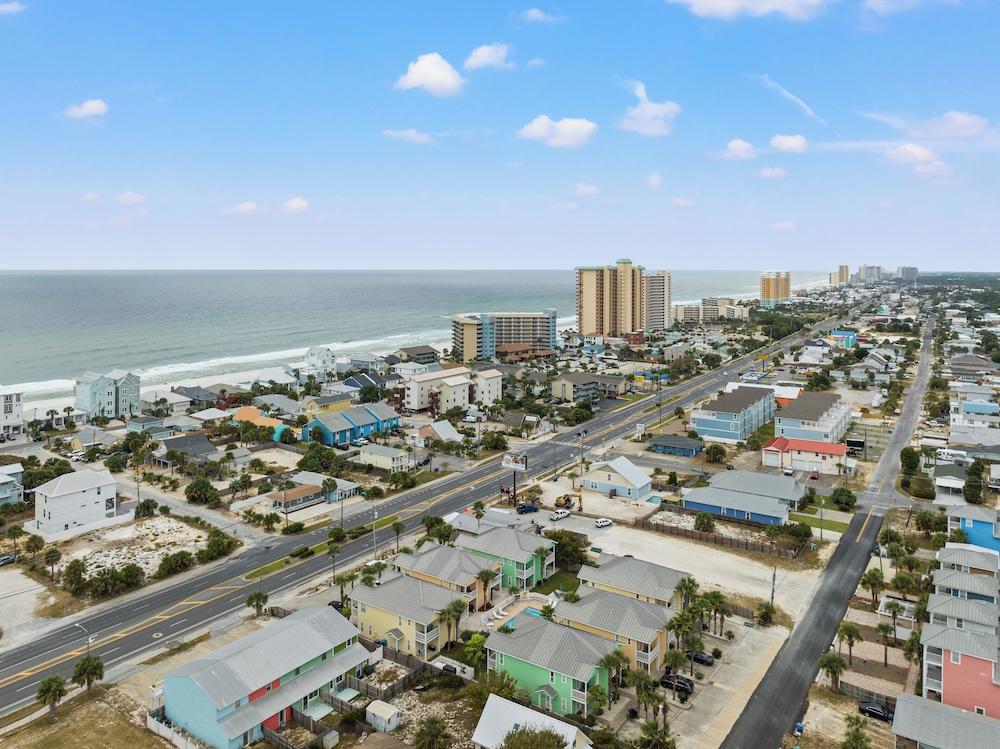 Sago by the Sea: 2-bed, 2.5-bath Retreat Steps From the Beach, Sleeps 7!