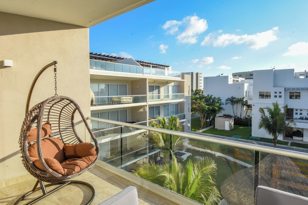 New Vidamar Apartment with Pool & Tennis