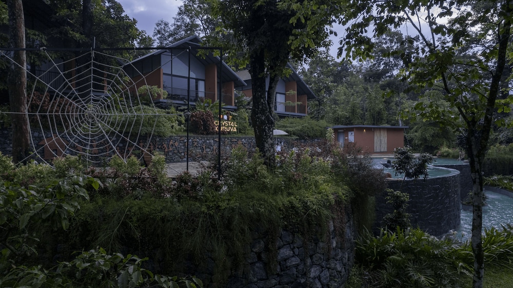Crystal Kuruva Nature Resort & Spa