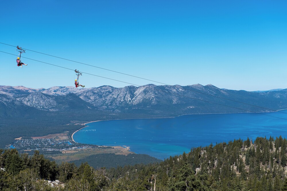 Heavenly Lake Tahoe Ski Resort