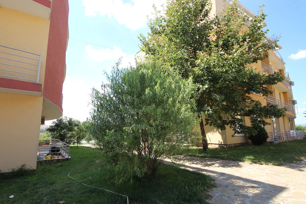 Photo 14