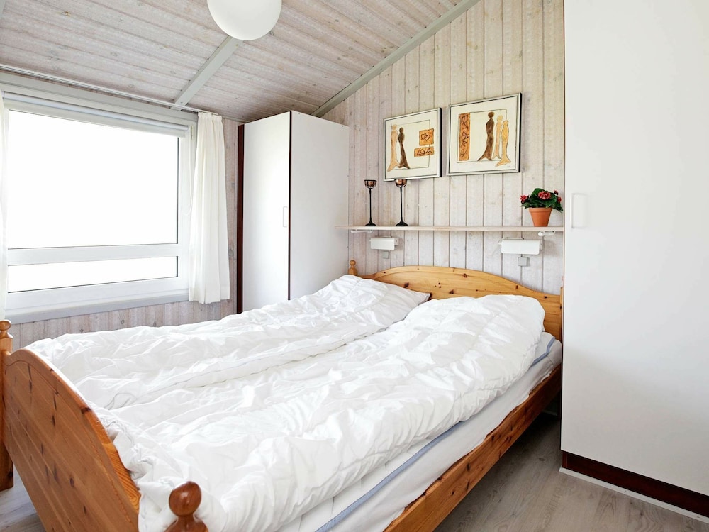 Sprawling Holiday Home at Hvide Sande With Indoor Whirlpool view 4