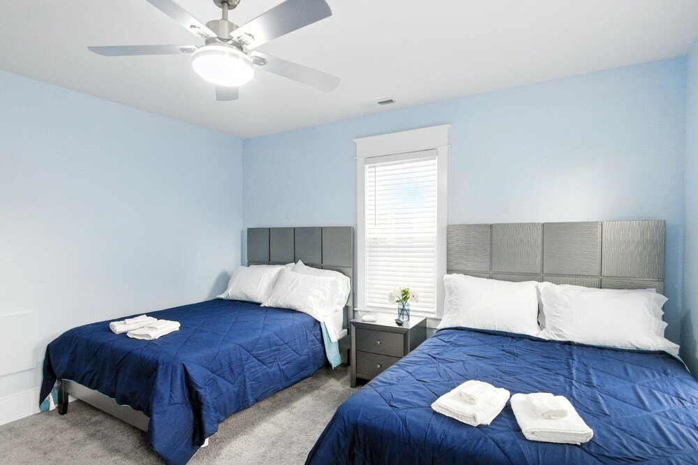 Historic Elegance In The Heart Of Elizabeth City 4 Bedroom Home