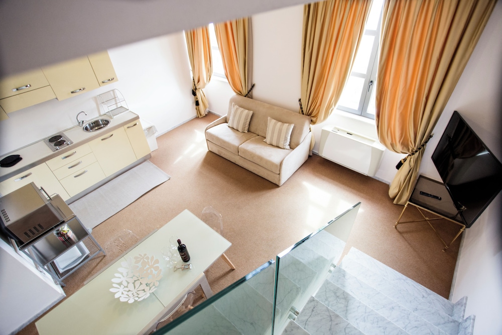 Mira-mare Apartments & Suites