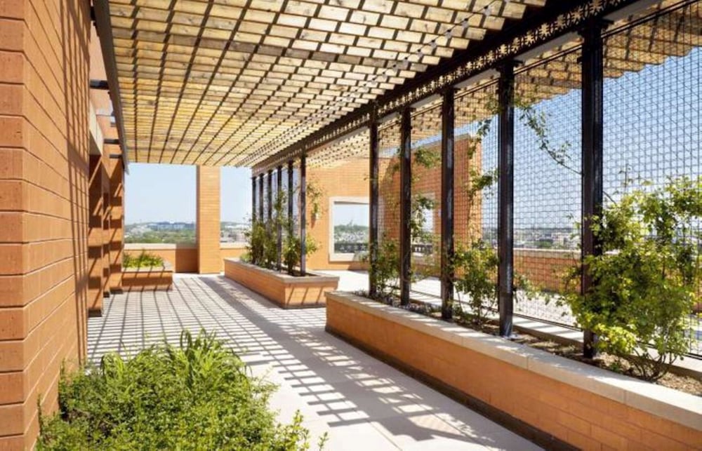 Global Luxury Suites at The Convention Center