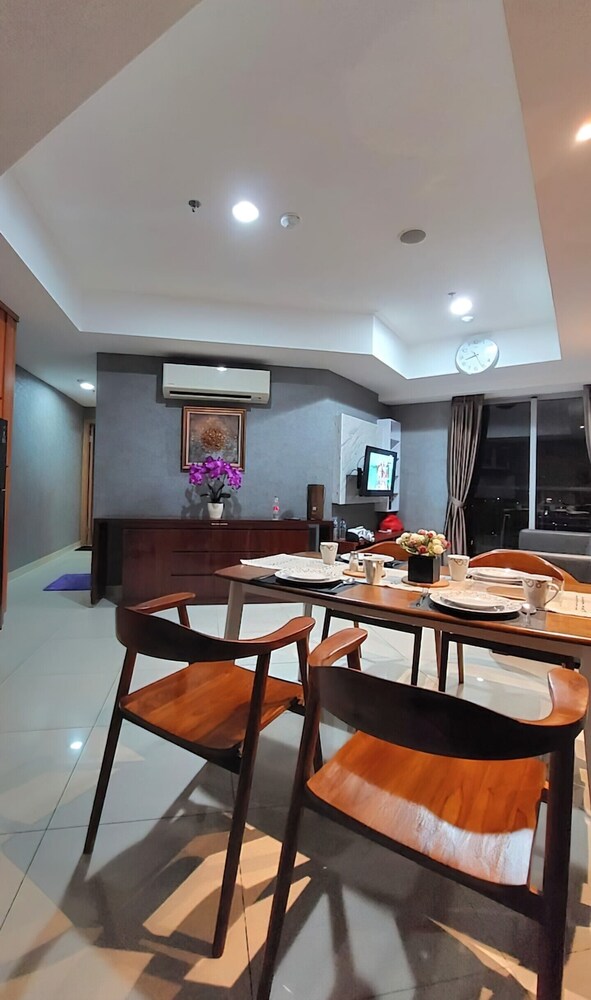 The Mansion at Dukuh Golf Kemayoran
