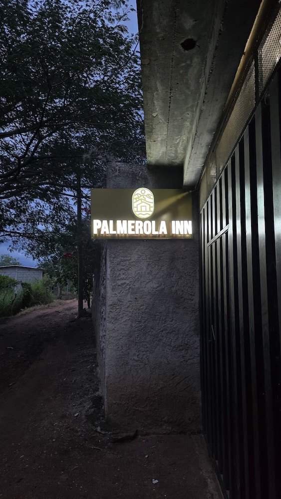 Palmerola Inn
