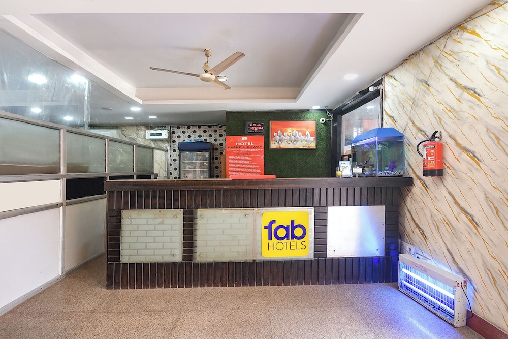 Fabhotel Grand Highway