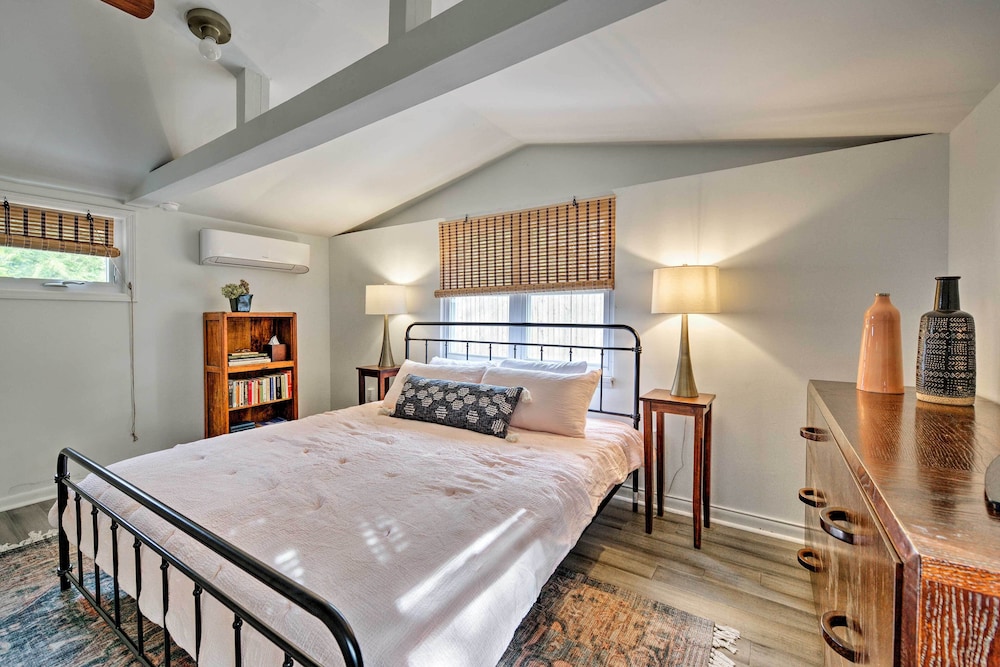 'poplar Cottage' Minutes to Stone Harbor Beaches!